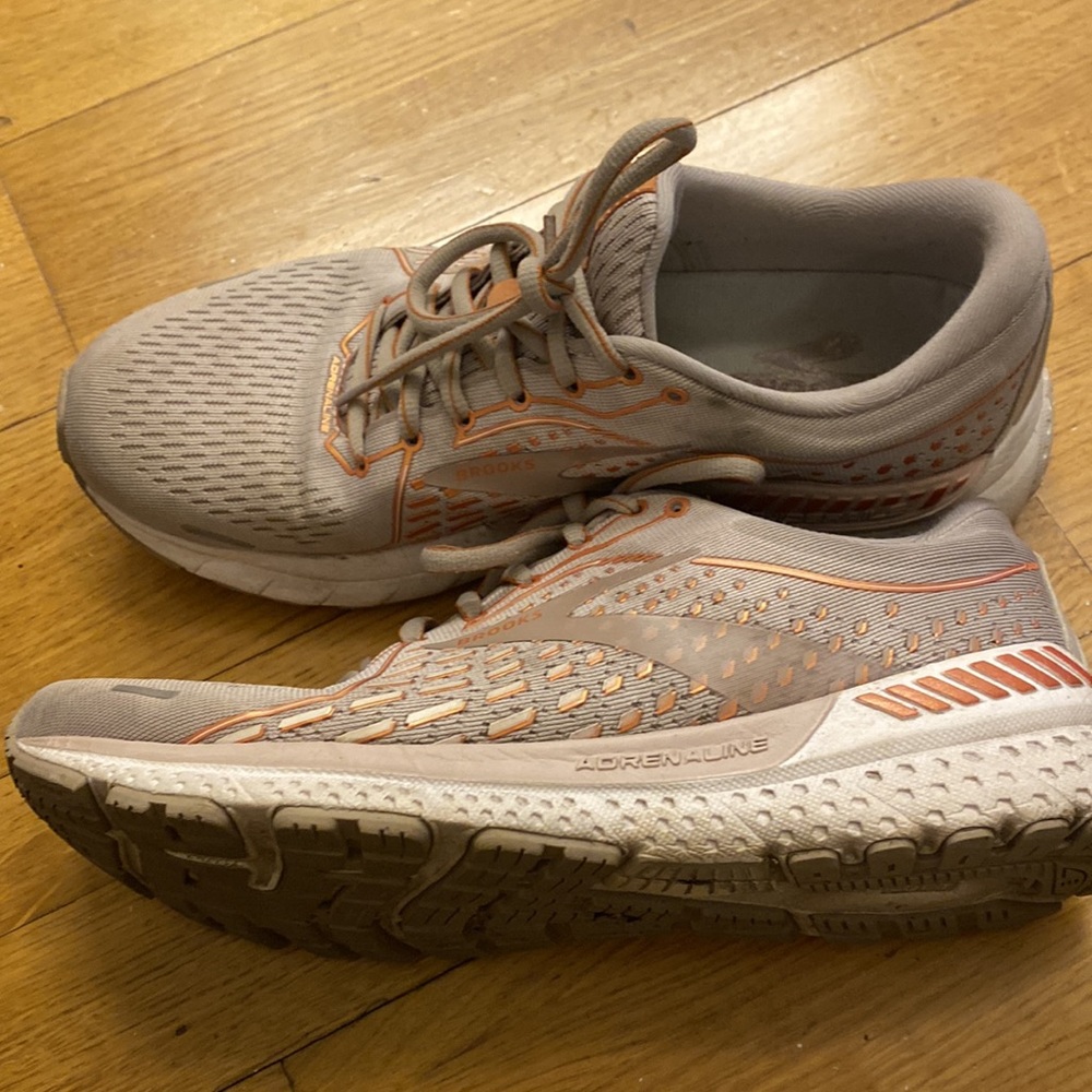 Blush Pink Brooks Adrenaline 21 walking or running sneakers